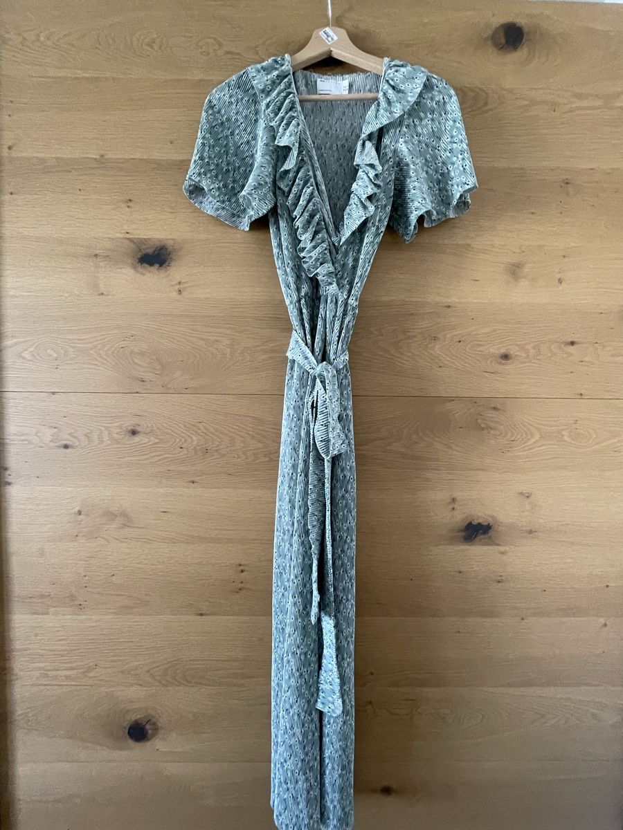 Asos Tute: Jumpsuit mit Volants – Nuovo (secondo la descrizione) da Zürich venduto da BilligJakob77 1