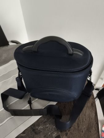Sporttasche Reise-Bag Nachtblau Top Zustand für Herbst