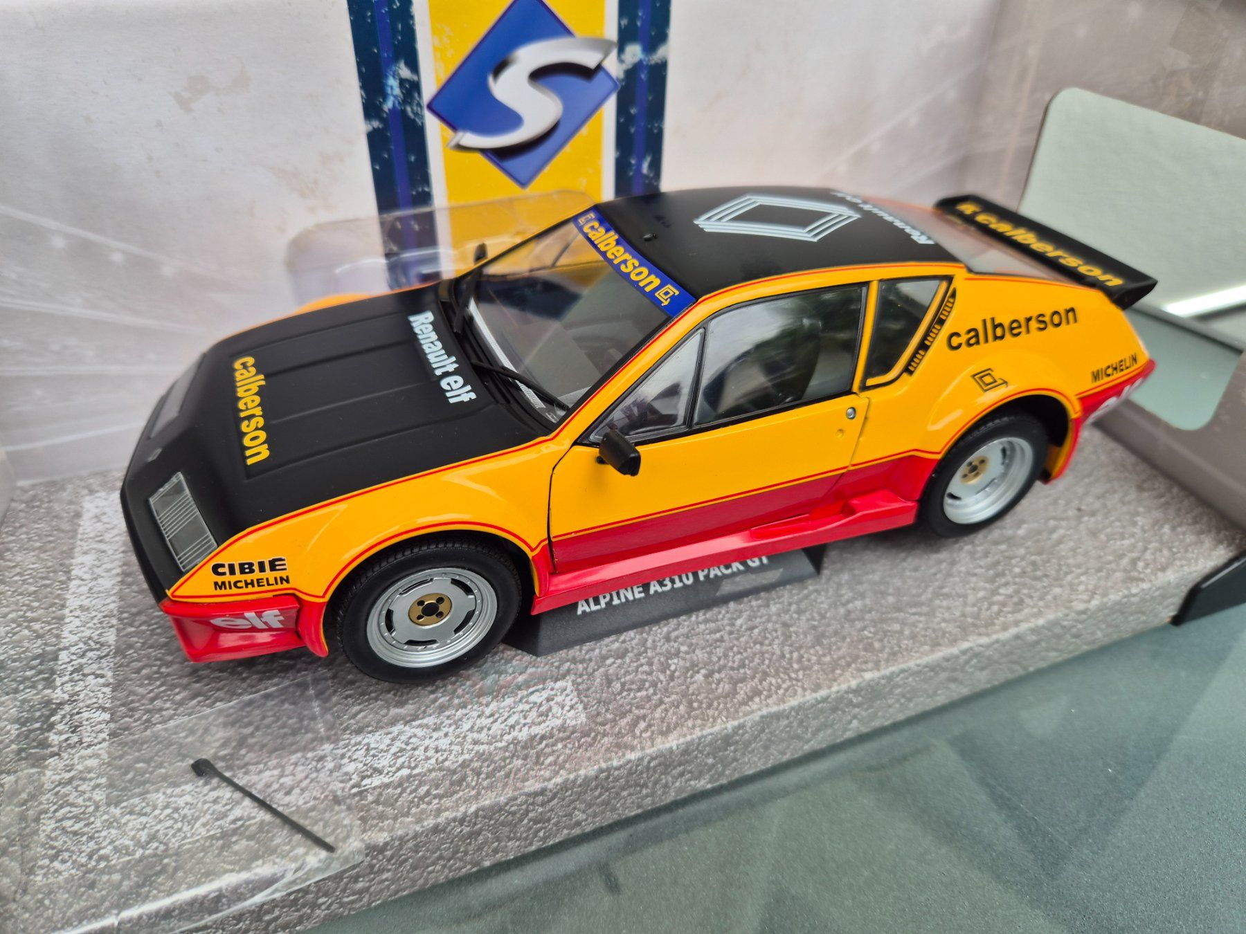 Alpine Modellini d'auto: Alpine A 310 Gr.4 Calberson .Solido 1:18 – Nuovo (secondo la descrizione) da Oberbuchsiten venduto da laffite54 4