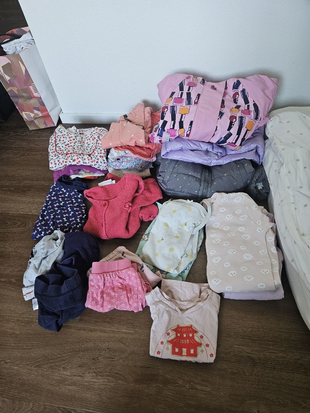 Ensembles coordonnés: Kinderkleider Mädchen, Grösse 86 – D'occasion à Rüti ZH par lui_99y6