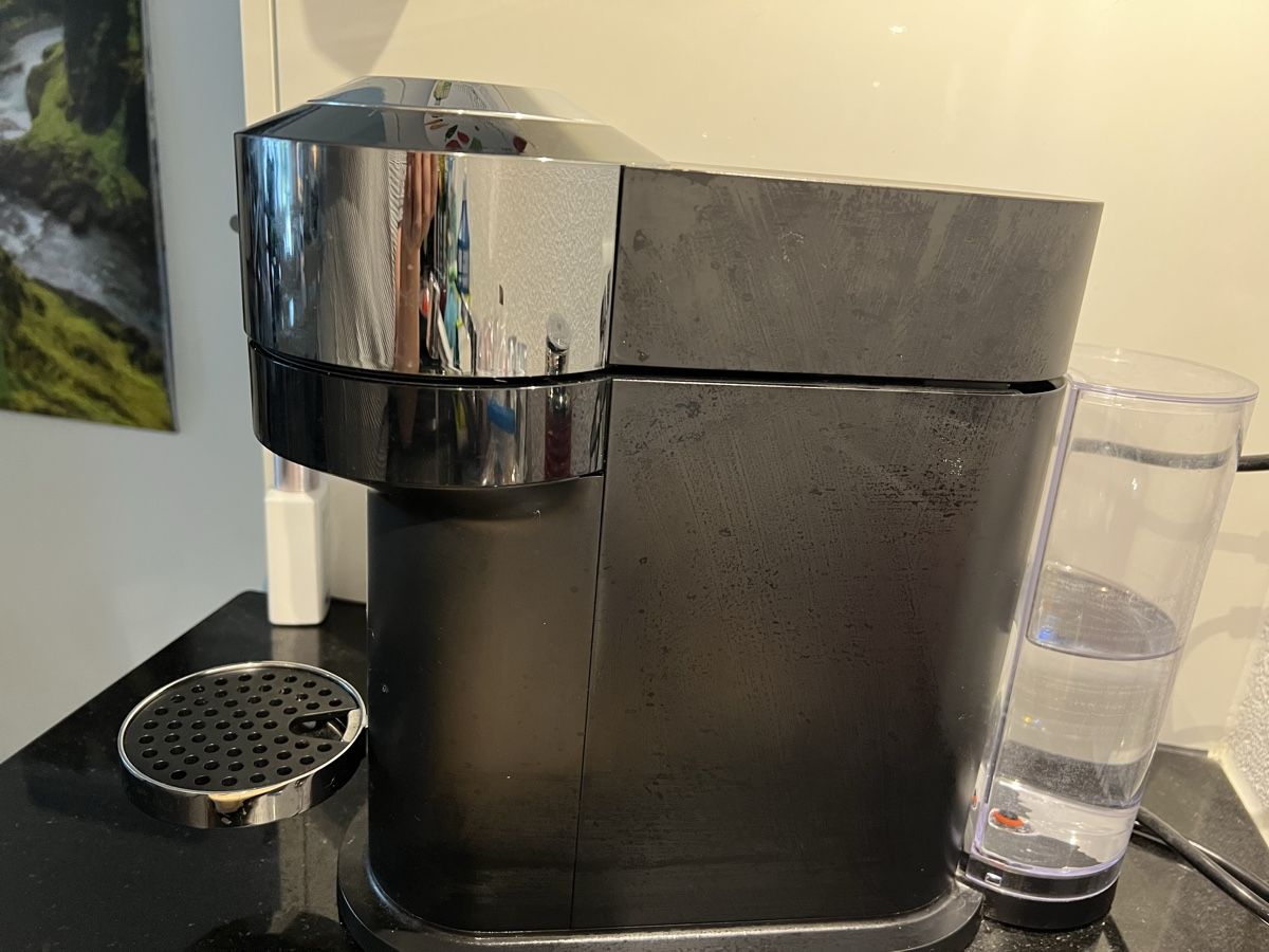 Nespresso Macchine per caffè & Macchine per espresso: Nespresso Vertuo Next – Usato da Lohn-Ammannsegg venduto da bus_pqx8 1