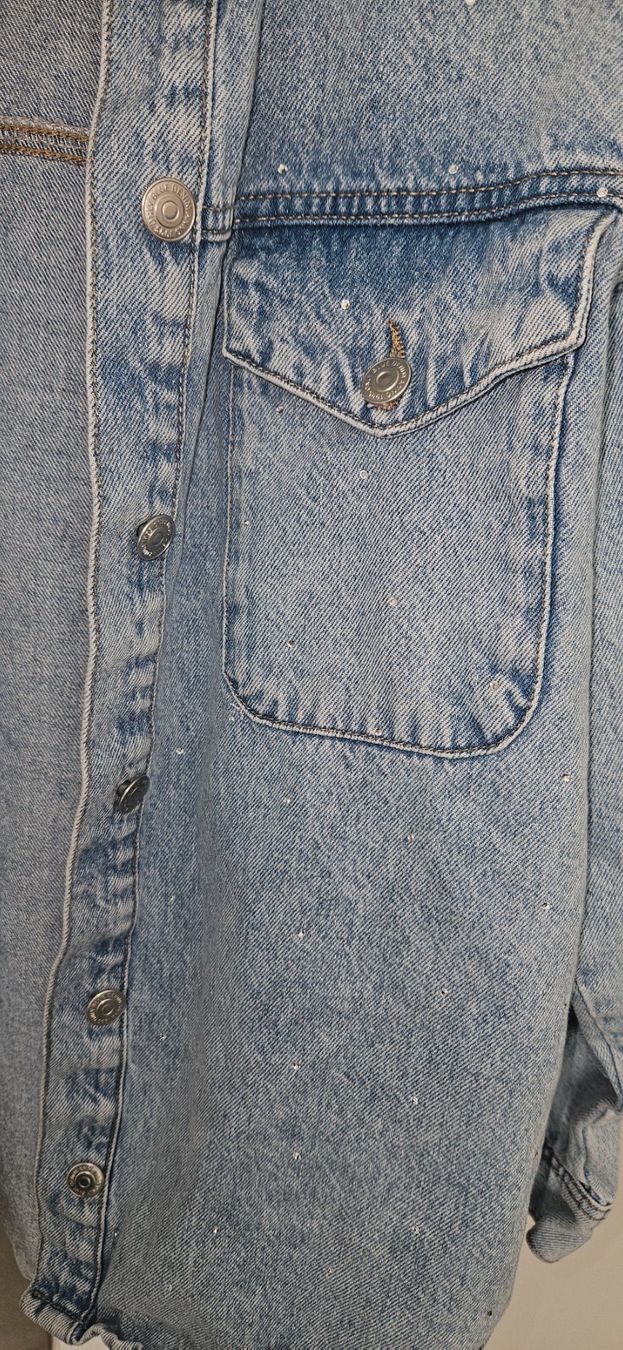 Only Giacche: Veste en jean oversize – Usato da Vétroz venduto da MargauxLDG