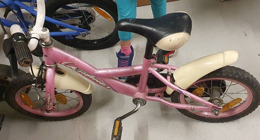 Biciclette: Mädchen Fahrrad rosa – Usato da Wolfhausen venduto da lho_lg9y
