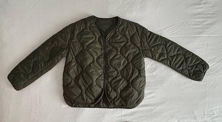 Sehr schöne dunkelgrüne Jacke für im Übergang Gr. S