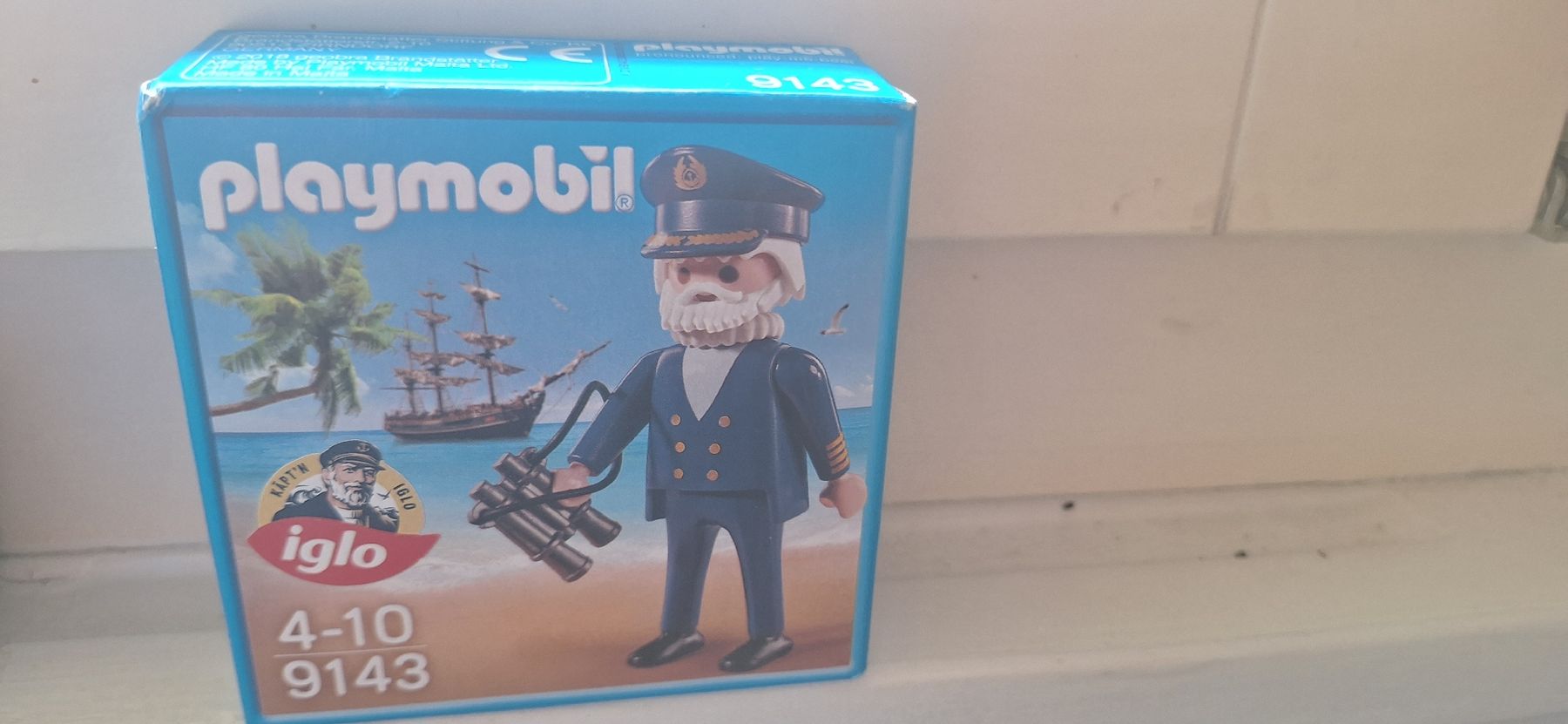 Playmobil Spielzeuge: Playmobil Captain  – Neu und originalverpackt aus Luzern von Briefmarkentaube