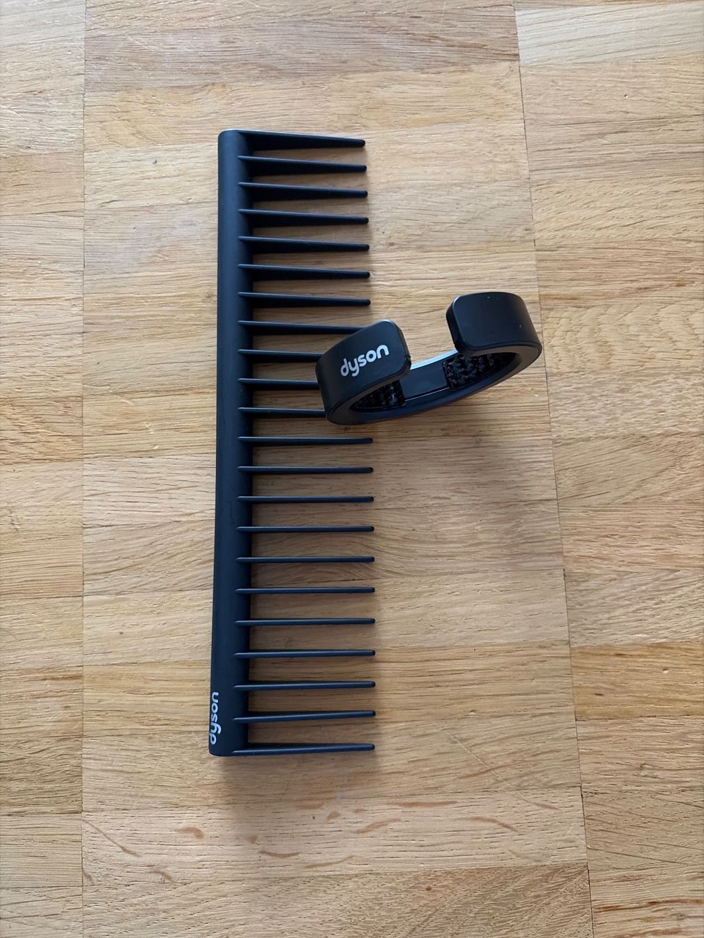Altro per la cura dei capelli: Dyson Air Wrap Zubehör – Nuovo (secondo la descrizione) da Aarau venduto da don_9hqj