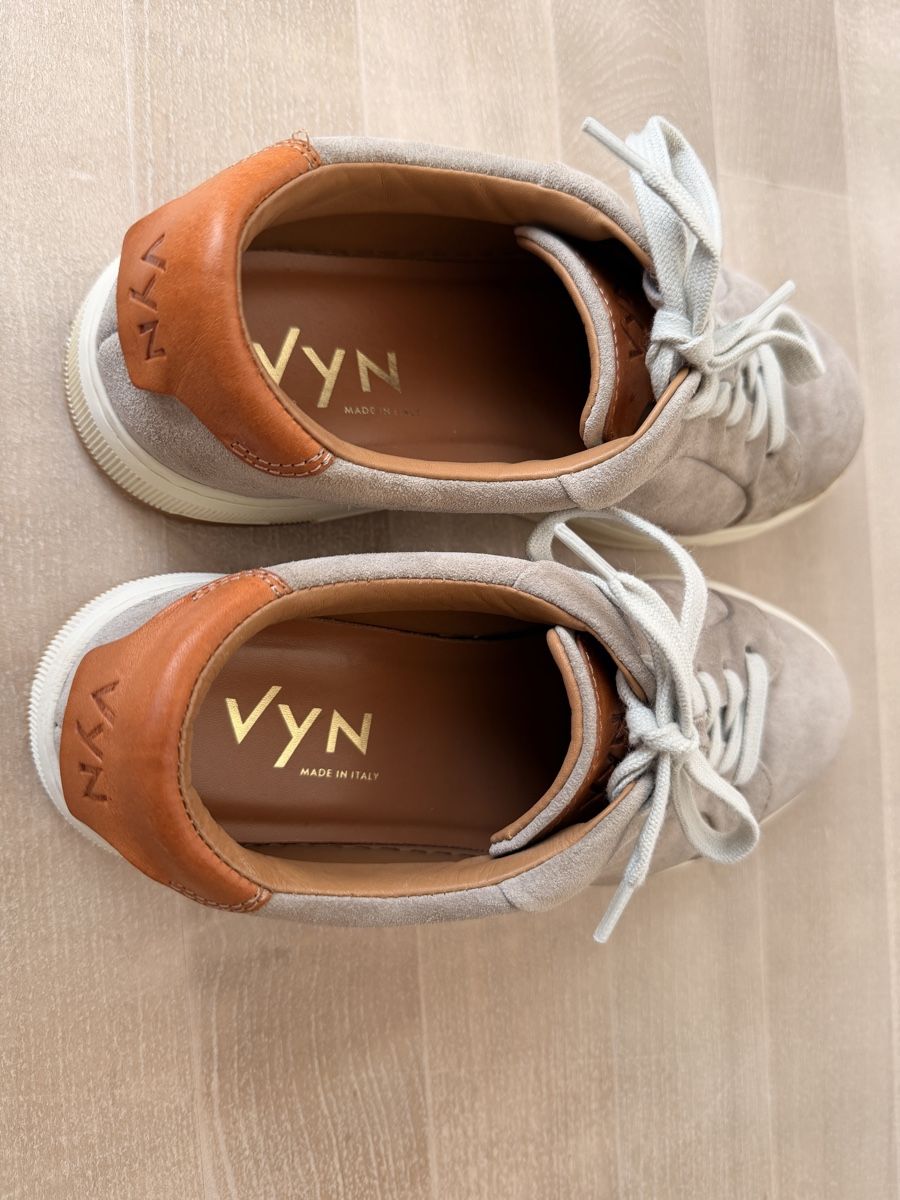 Scarpe da donna: Vyn Schuhe EUR 36 – Usato da Basel venduto da Alinguistics 4