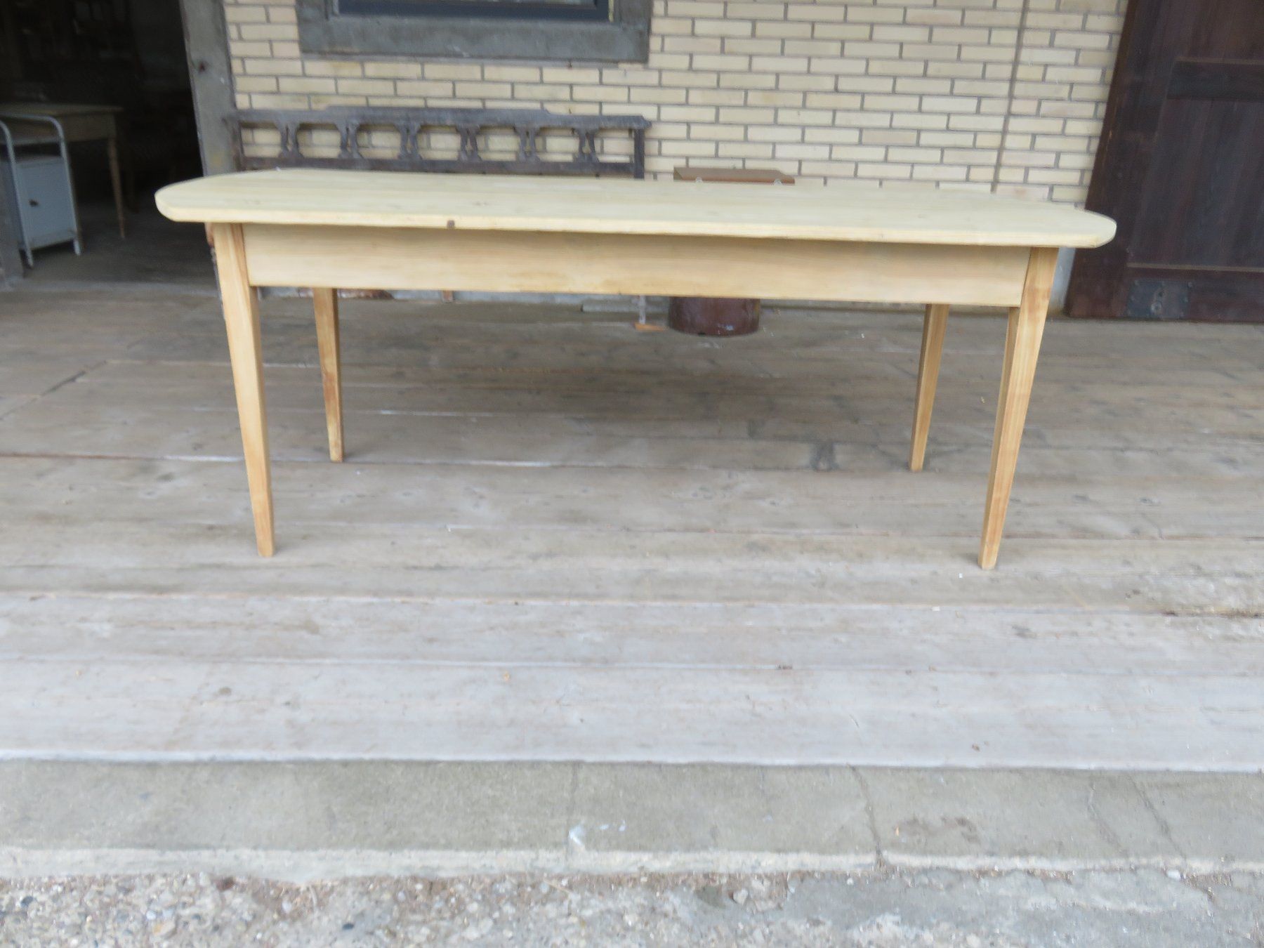 Tavoli: antiker Biedermeier-Tannentisch 200cm – Usato da Ruswil venduto da Mfladibus 1