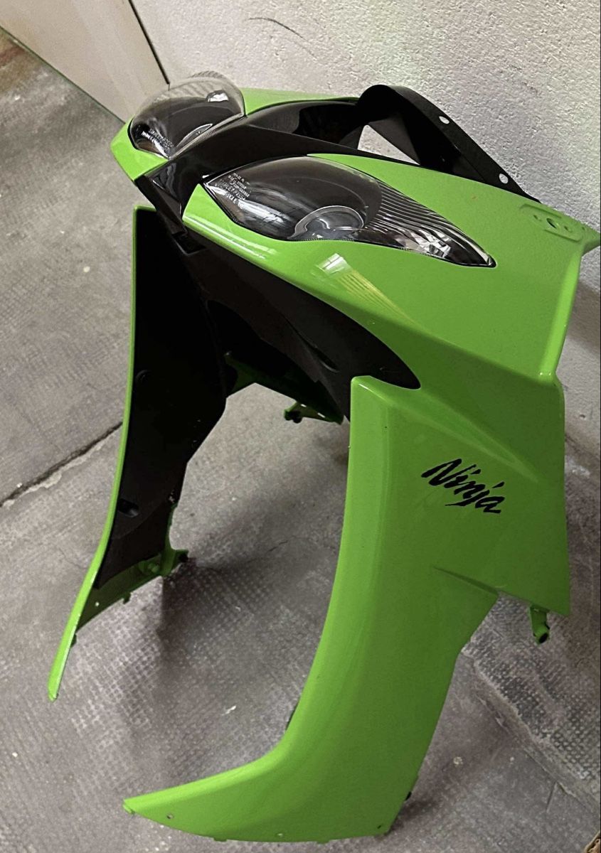 Strada: Kawasaki Zx10r – Usato da Zürich venduto da E.M79 7