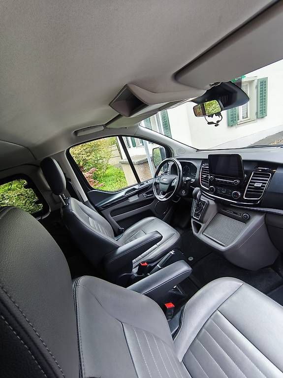 Automobili: Ford Tourneo Custom – Usato da Windisch venduto da Elmato1 2