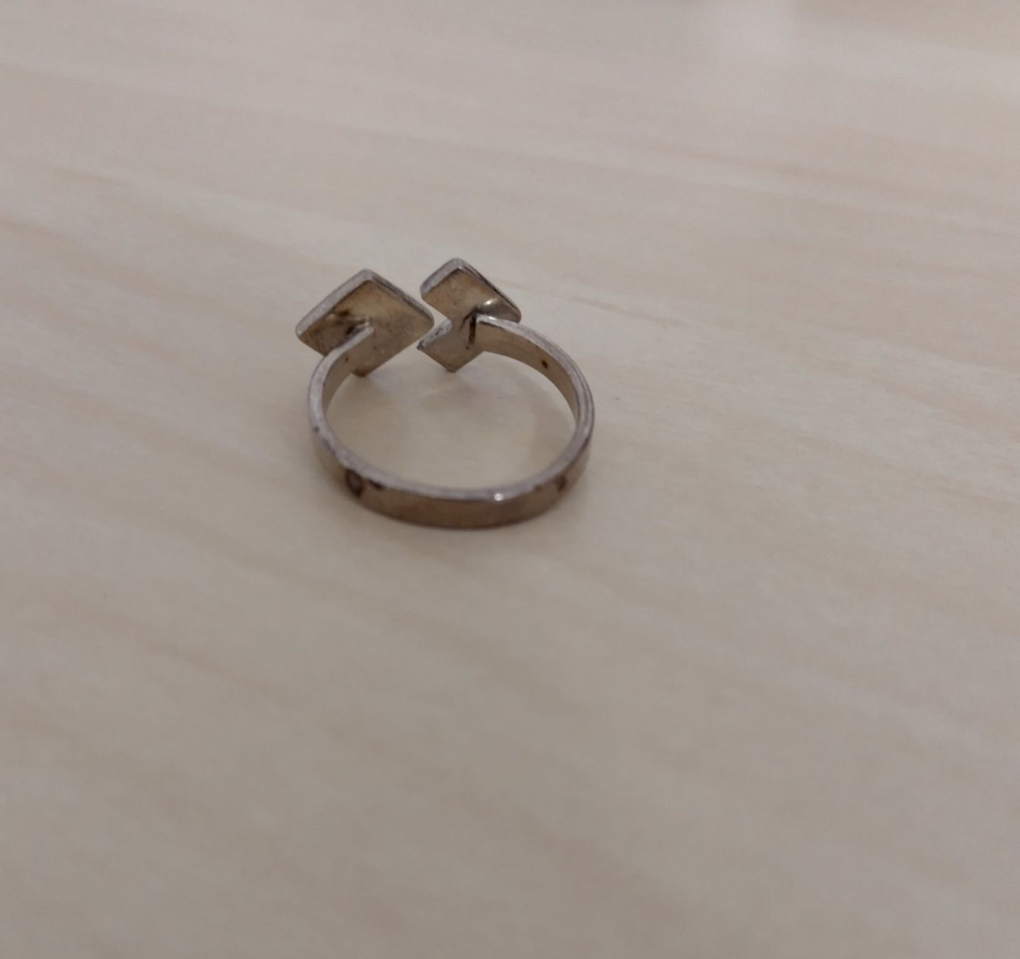Anelli: RING SILBER 925 WÜRFEL – Usato da Romanshorn venduto da BoutiqueA 2
