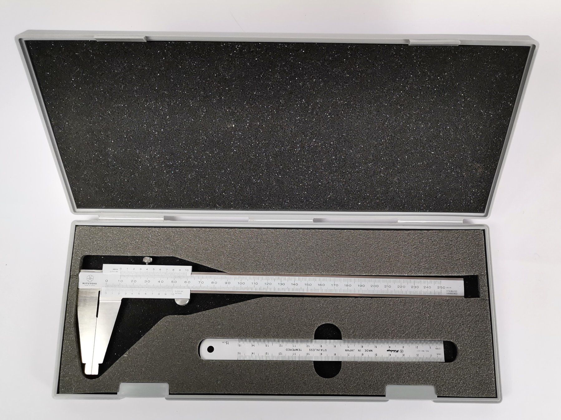 Mitutoyo Misurare: MITUTOYO Nonius Messschieber 250mm – Usato da Schaffhausen venduto da Restwert_SH 1