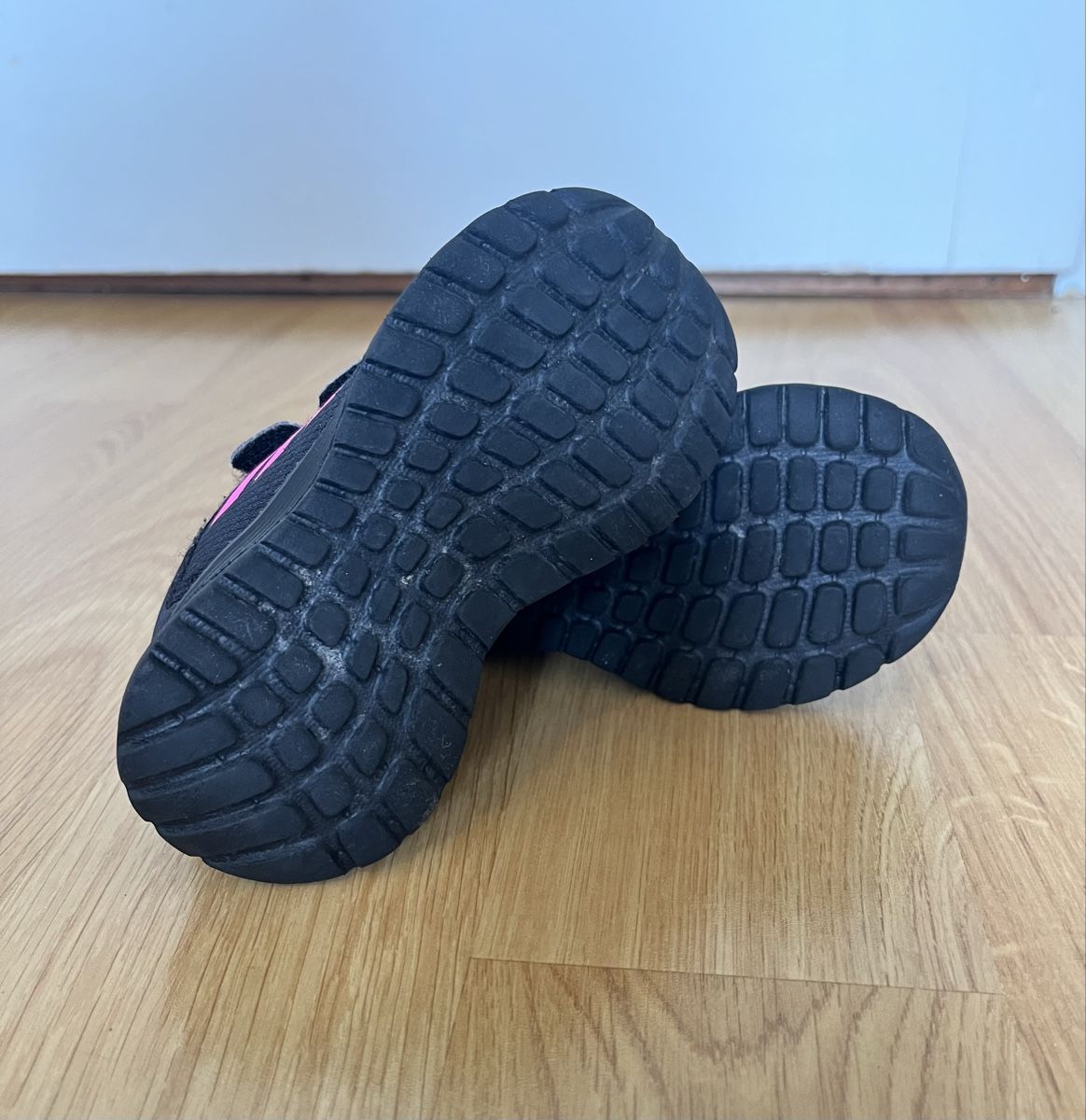 Adidas Scarpe da uomo: Adidas Turnschuhe Grösse 22  – Usato da Winterthur venduto da Mahonyy 4