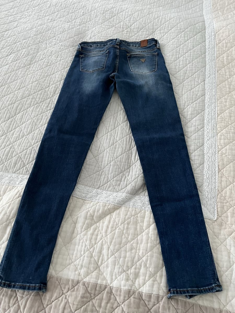 Guess Jeans: Guess Damen Jeans – Nuovo (secondo la descrizione) da Rorschach venduto da lvi_p29s 4