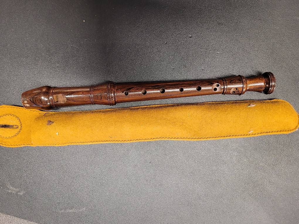Strumenti musicali: Sopran Blockflöte Küng – Usato da Biglen venduto da Timeover 2
