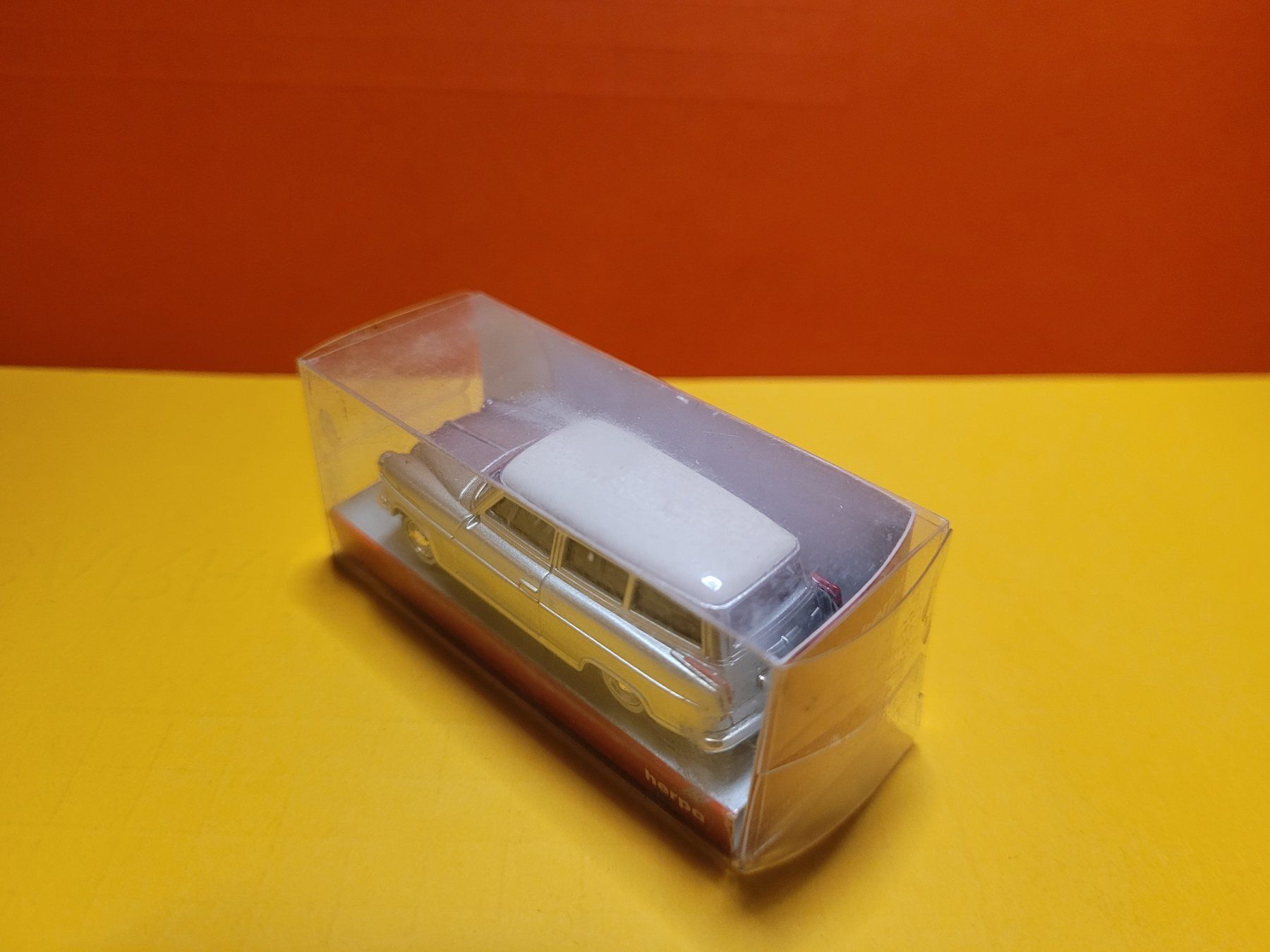 Herpa Modellautos: Borgward Isabella break Herpa 1:87 – Neu und originalverpackt aus Domdidier von Bimbo57 2