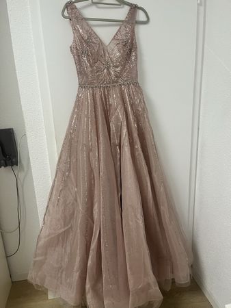 Robe rose pour événements