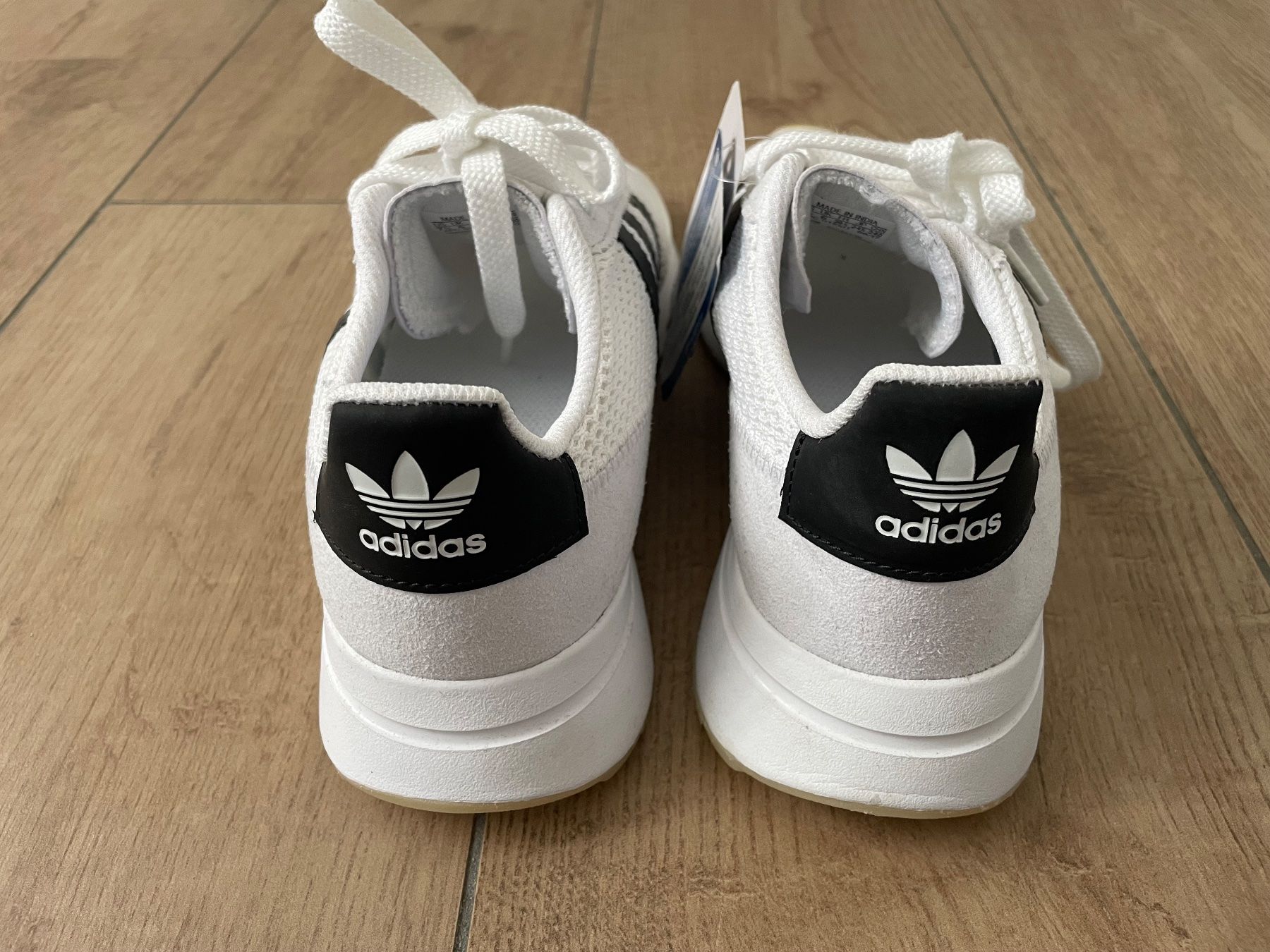 Adidas Scarpe da uomo: Adidas Turnschuhe Gr. 39 1/3 NEU – Nuovo (secondo la descrizione) da Waltenschwil venduto da hansnine 2