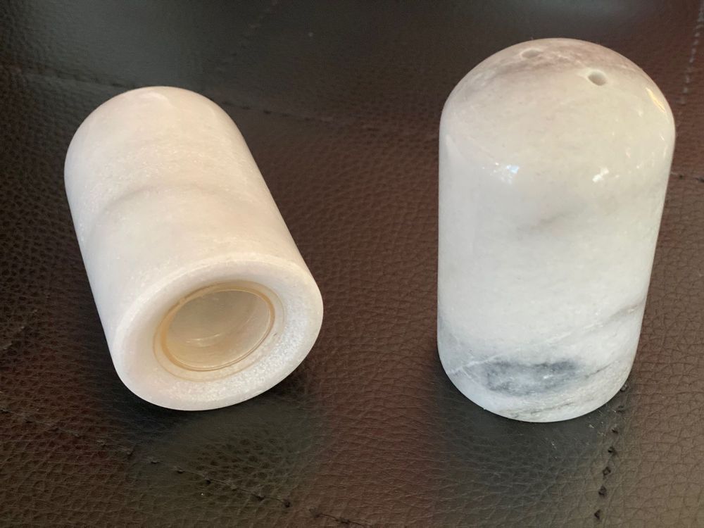 Radicaln Salière Et Sucrier En Marbre Blanc & Marinara - Lot De 2 Avec Couvercle, Plateau Et Cuillère, Élégant Et Fait Main