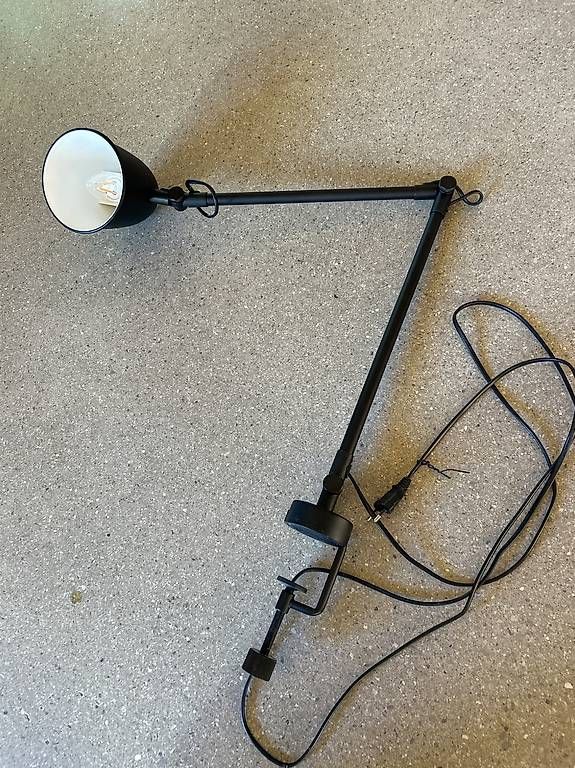 Lampes: Lampe bureau – D'occasion à Villars-sous-Mont par cel_h6lg