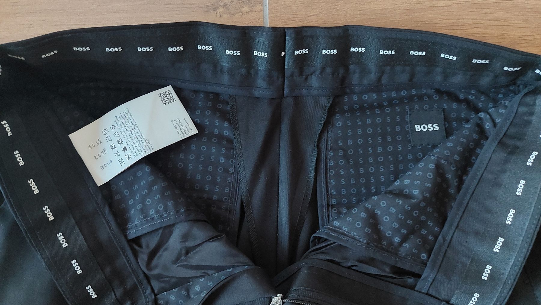 Hugo Boss Completi: BOSS The One Anzug Gr.46 – Nuovo (secondo la descrizione) da Dübendorf venduto da huebi01 6