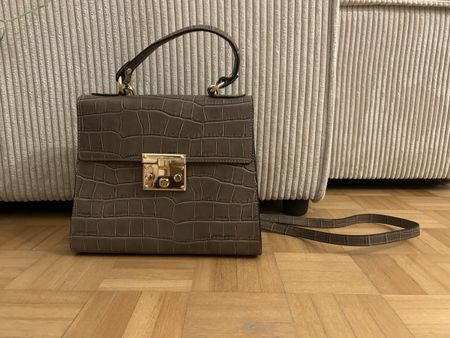 Lederhandtasche in Kroko-Optik, braun