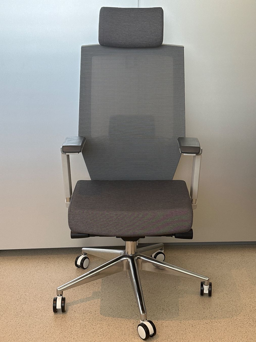 Sedie: Ergonomischer Bürostuhl FlexiSpot BS10, Grau, mit Kopfstütz – Usato da Zürich venduto da sim_tzr9 1