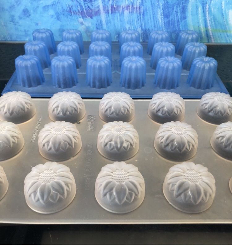 Migros Teglie da forno: Muffinformen Eiswürfel Silikonformen Backformen Kuchenformen – Usato da Frauenfeld venduto da Babytimmy