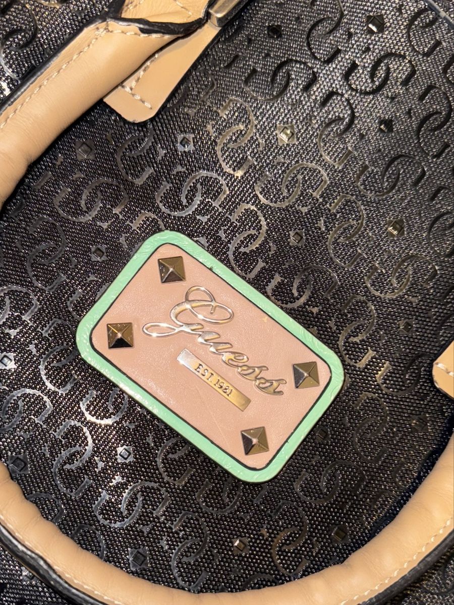 Guess Borse da donna: vintage guess bag black monogram  – Usato da Oberhofen Thun'see venduto da 61archive 4