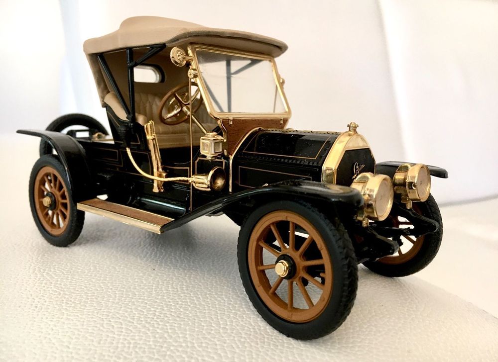 Cadillac Roadster 1910 – Collection Franklin Mint – Échelle 1:24 – Occasion
