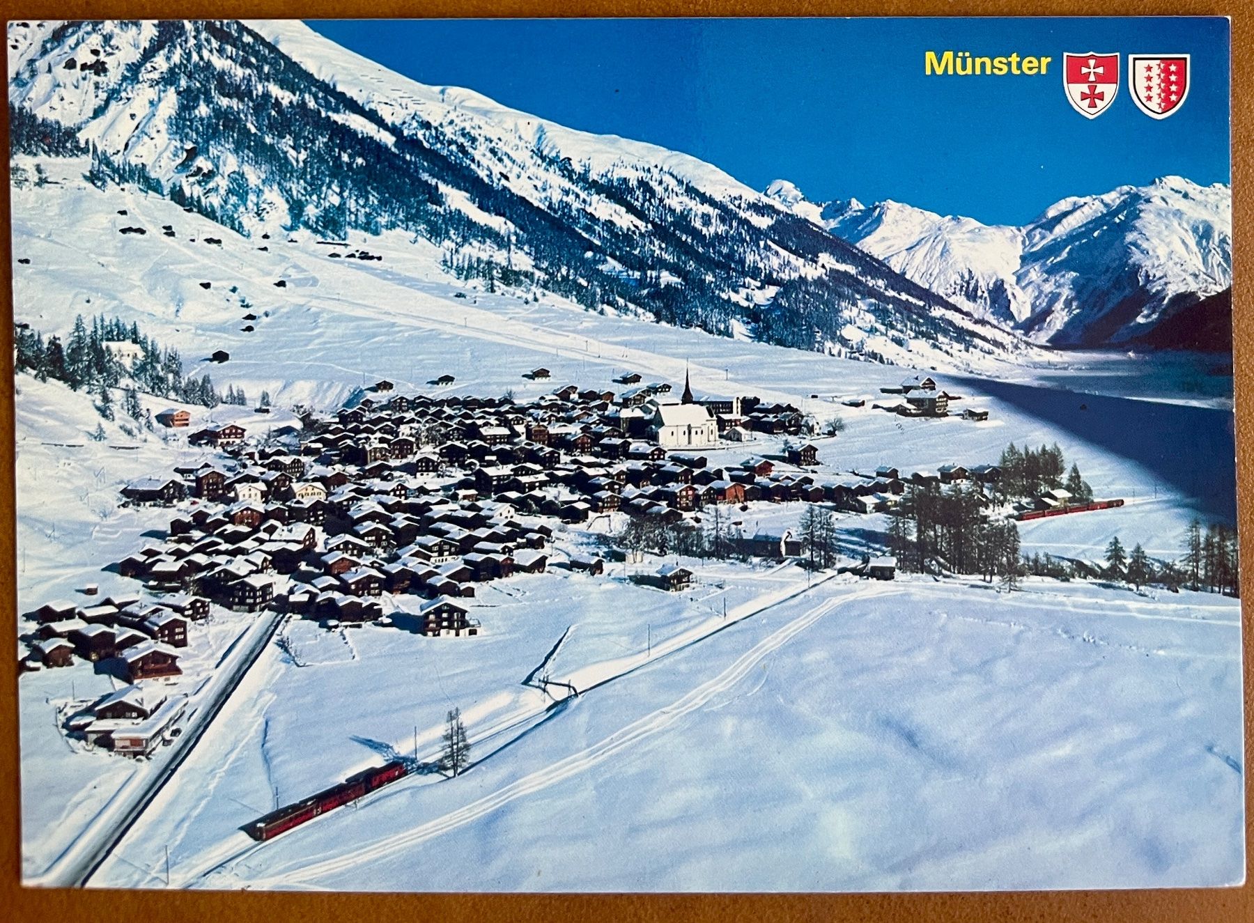 Cartoline postali: MÜNSTER - Valais - Bahn winter – Usato da Lutry venduto da Ediego