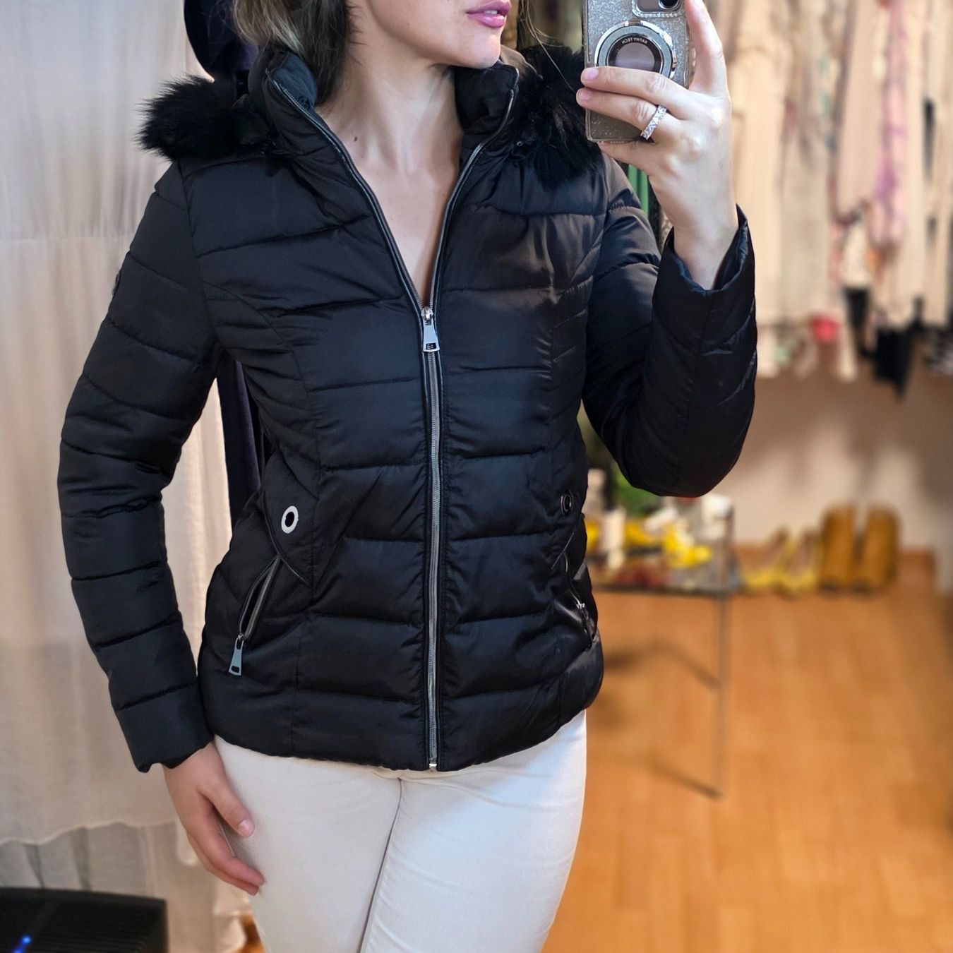 Giacche: Schwarze Winterjacke S/M Top Zustand – Usato da Wald ZH venduto da CapLux 4