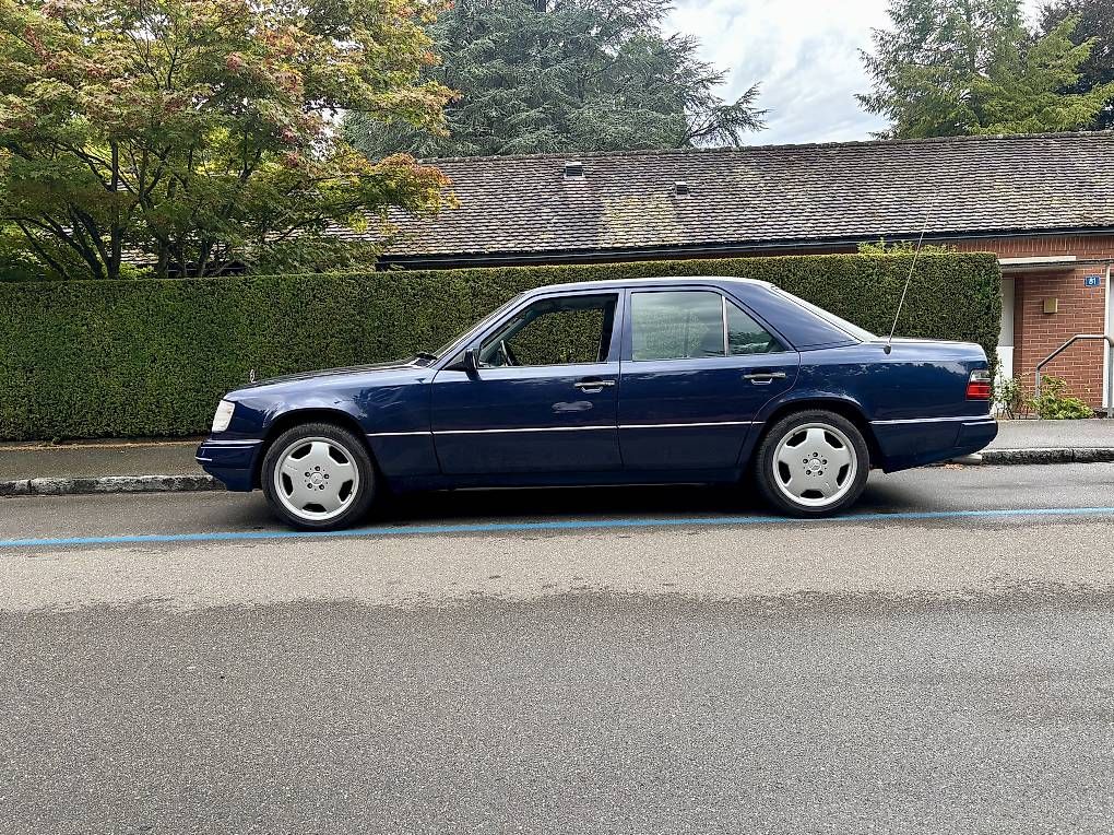 Automobili: Mercedes e klasse e 220 w124 – Usato da Dornach venduto da serge025 3