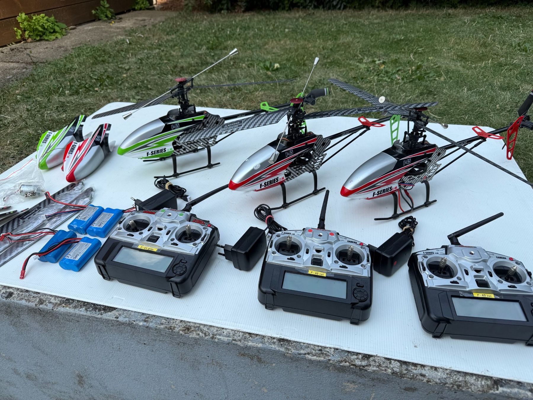 RC Kits de montage: 3 Helikopter F-45 – Défectueux à Uetendorf par andyboy53