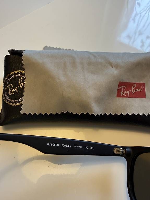 Occhiali & Lenti: Ray Ban Sonnenbrille Jr. – Usato da Bülach venduto da angelique080882 2