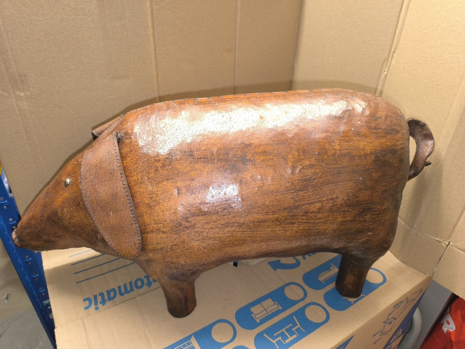 Hocker: Schwein Fusshocker Leder – Gebraucht aus Winterthur von Tinot 1