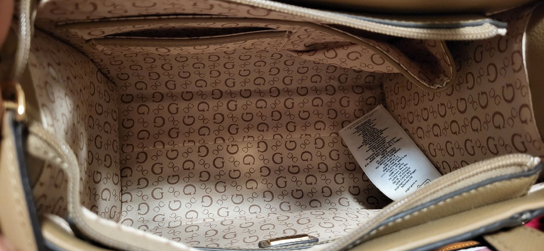 Guess Taschen für Damen: Guess Tasche  – Gebraucht aus Opfikon von Kara05 2