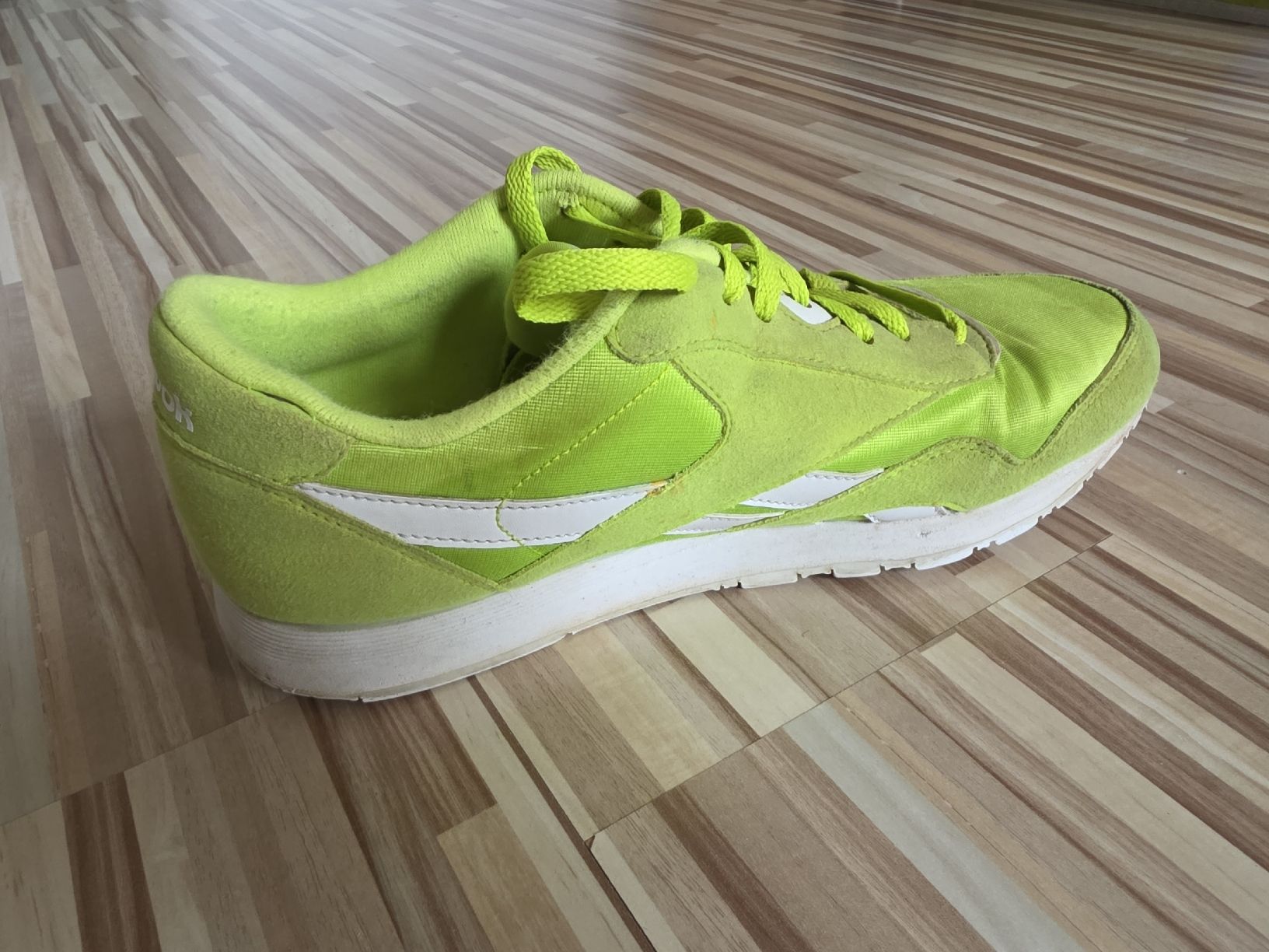 Reebok Scarpe da uomo: Reebok Classic CLASSIC NYLON COLOR - Vert – Usato da Villeret venduto da Boinay 4