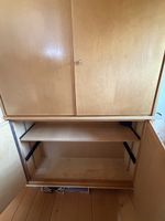 Schrank Holz hell mit zwei Türen und Einlegeböden