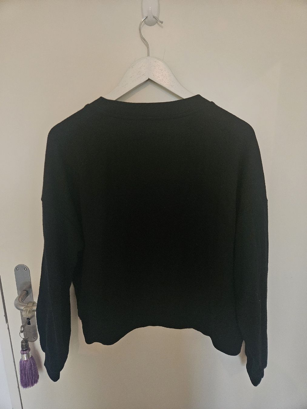 Guess Pulls & Sweat-shirts: Guess Iconic Sweatshirt Schwarz - Gr. S – D'occasion à Zug par Moonlover 2