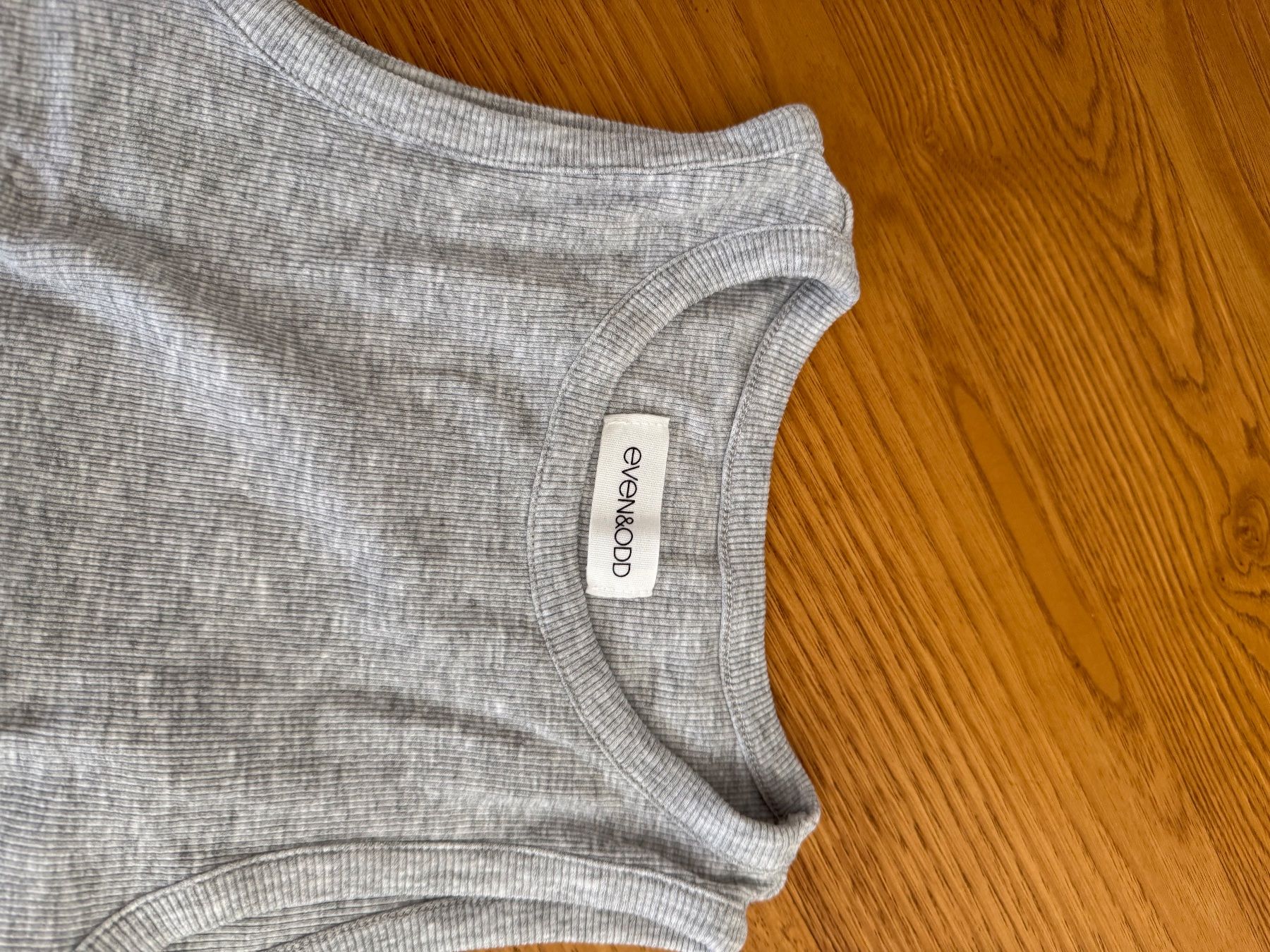 Top: 2x Tank-Tops – Usato da Sissach venduto da laura.x4 1