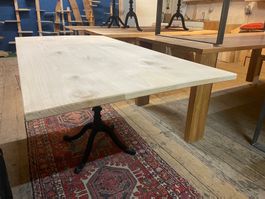 Beizentisch , Esstisch , Bistrotisch , antiken Gussbein-Fuss