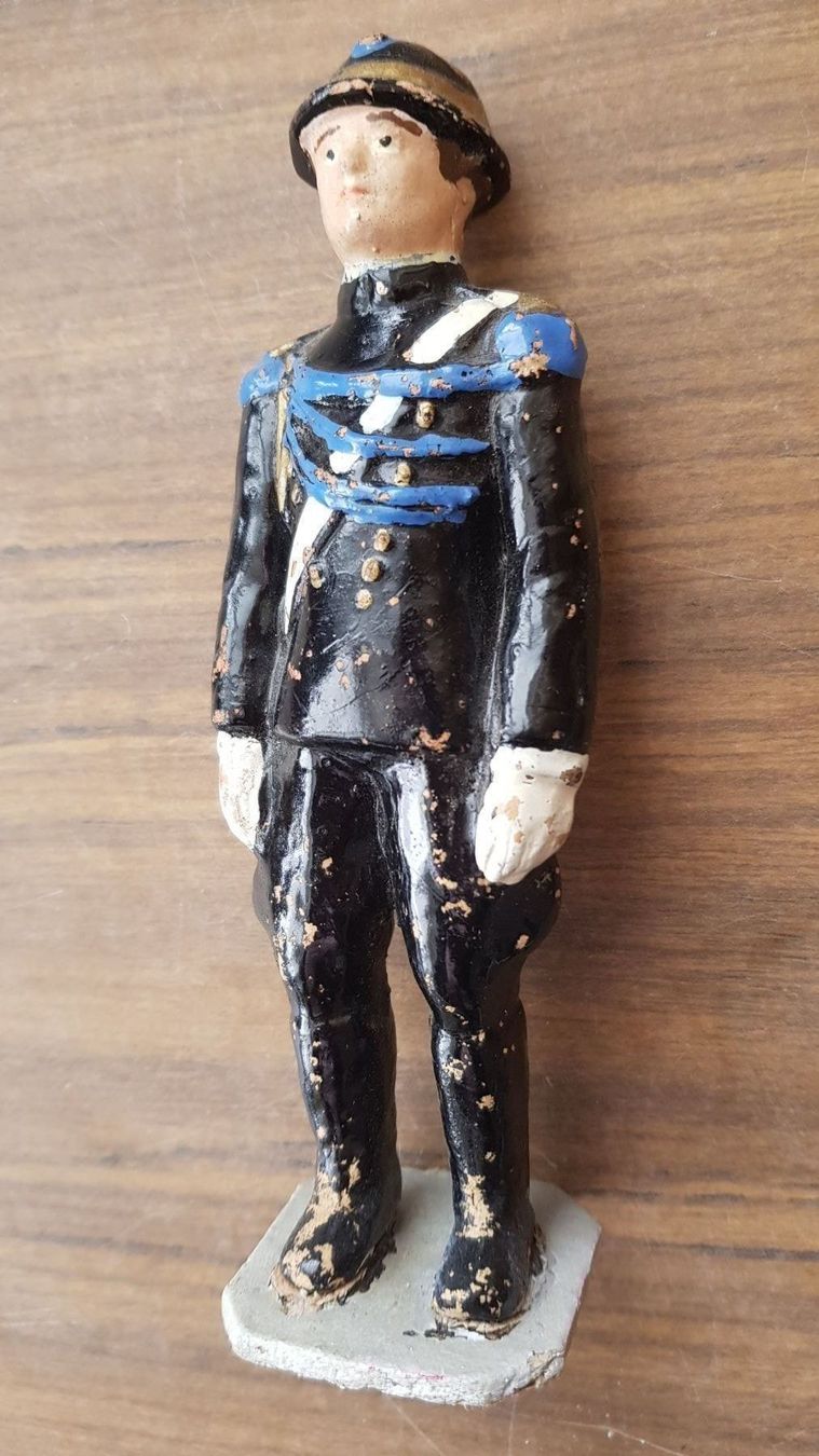 Statuette: Wachmann Keramik antik – Usato da Mörschwil venduto da antiksalon 5