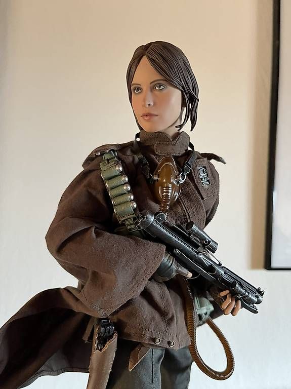 Statuette: Jyn Erso - Sideshow - Star Wars - Premuim Format  – Usato da Blonay venduto da rou_vr7k 4