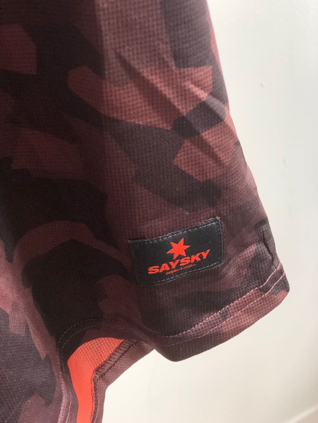 Top: Saysky Sport top, Gr. S – Usato da Unterägeri venduto da Lerchemeerenge 1