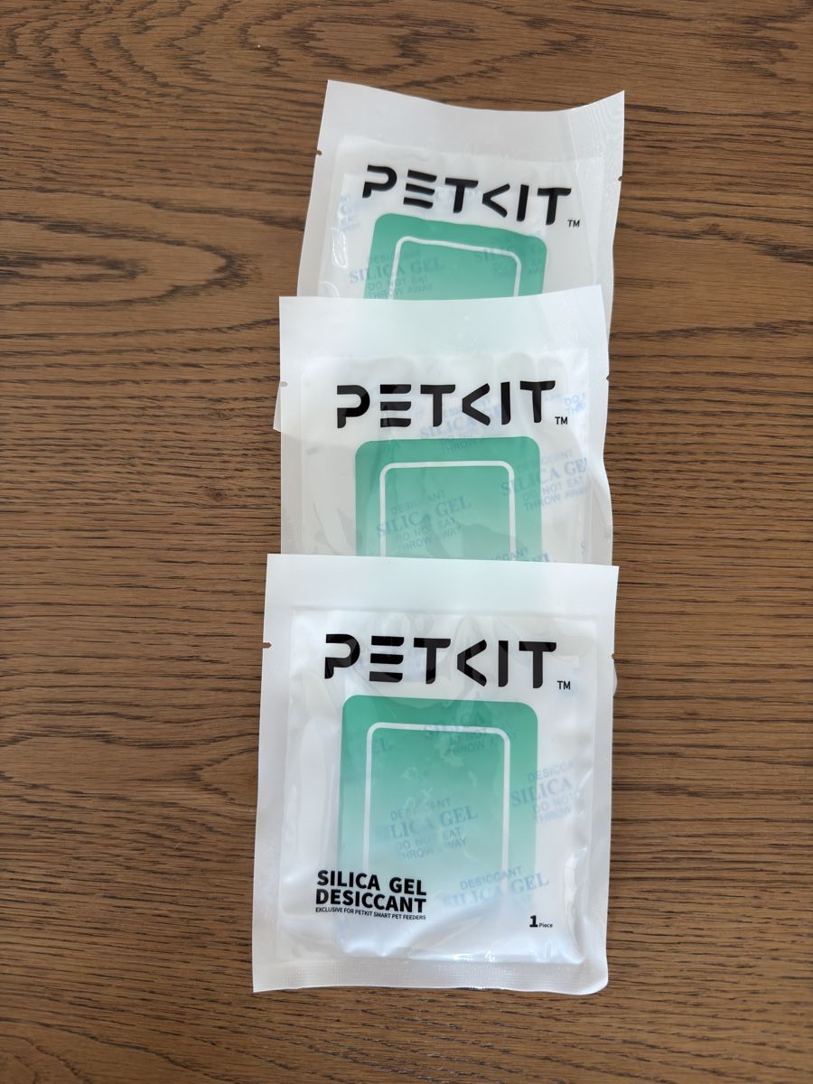 Petkit Mangimi: Petkit Fresh Element 3 Smart Pet Feeder & Petkit Eversweet 3 – Usato da Recherswil venduto da Scity 4