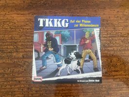 TKKG - 133 - Auf vier Pfoten zur Millionenbeute