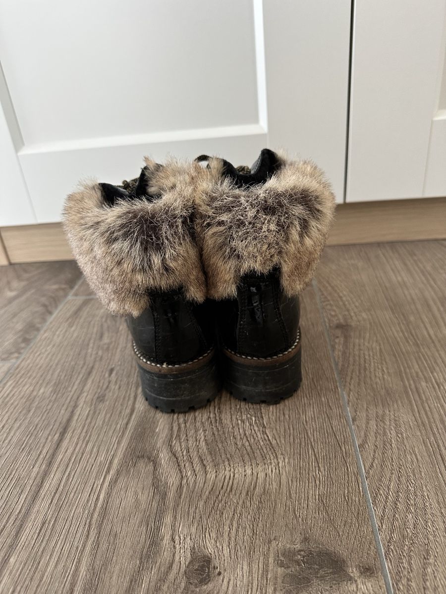 Tamaris Chaussures femmes: Stiefeletten Grösse 37 – D'occasion à Küsnacht ZH par adr_669g 3