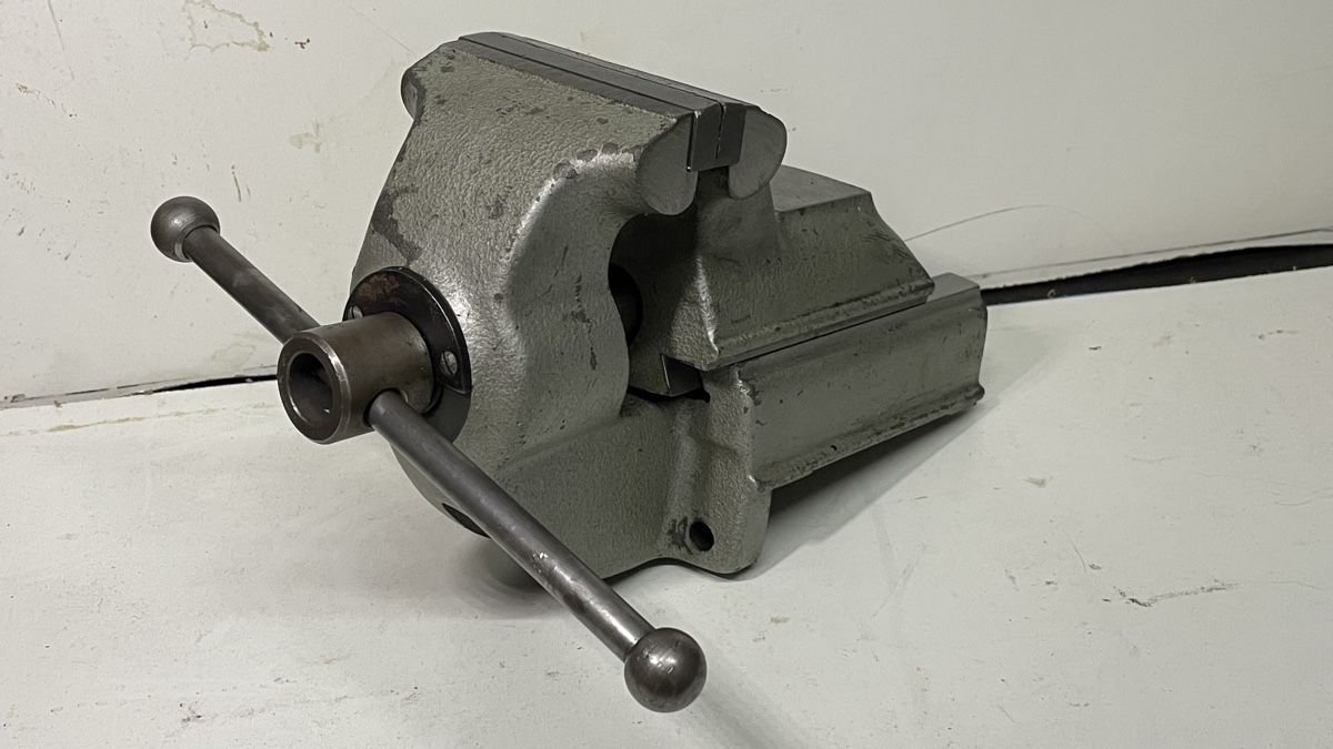 Gressel Tous les outils: Gressel 125 Schraubstock – D'occasion à Erlinsbach SO par Demonja 2