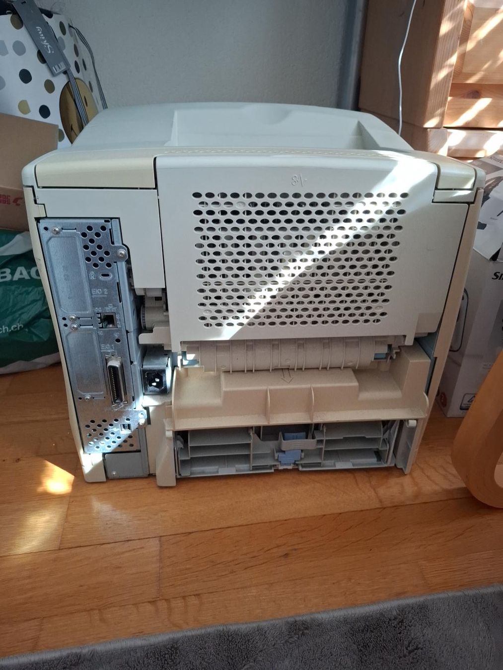 Hewlett Packard Stampanti: HP LaserJet 4350n Laserdrucker – Usato da Ostermundigen venduto da for_sh7k 2